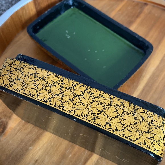 Jewelry Box from Kashmir Art Paper hand painted and handmade Flower art - Picture 6 of 7